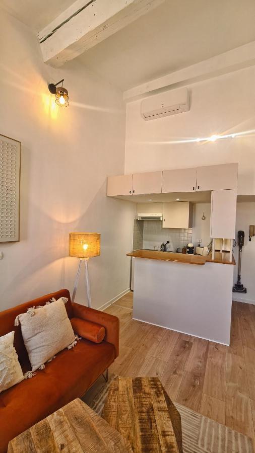 Sous Les Toits D'Avignon Apartment ภายนอก รูปภาพ